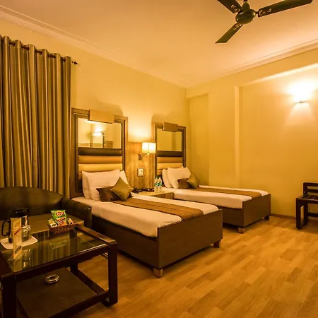 The Suncourt Hotel Yatri Delhi  Exterior photo