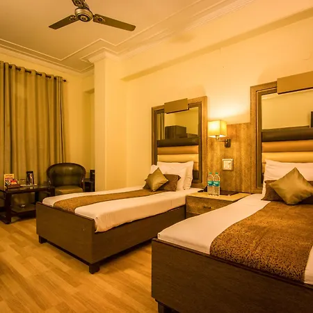 The Suncourt Hotel Yatri Delhi  Exterior photo